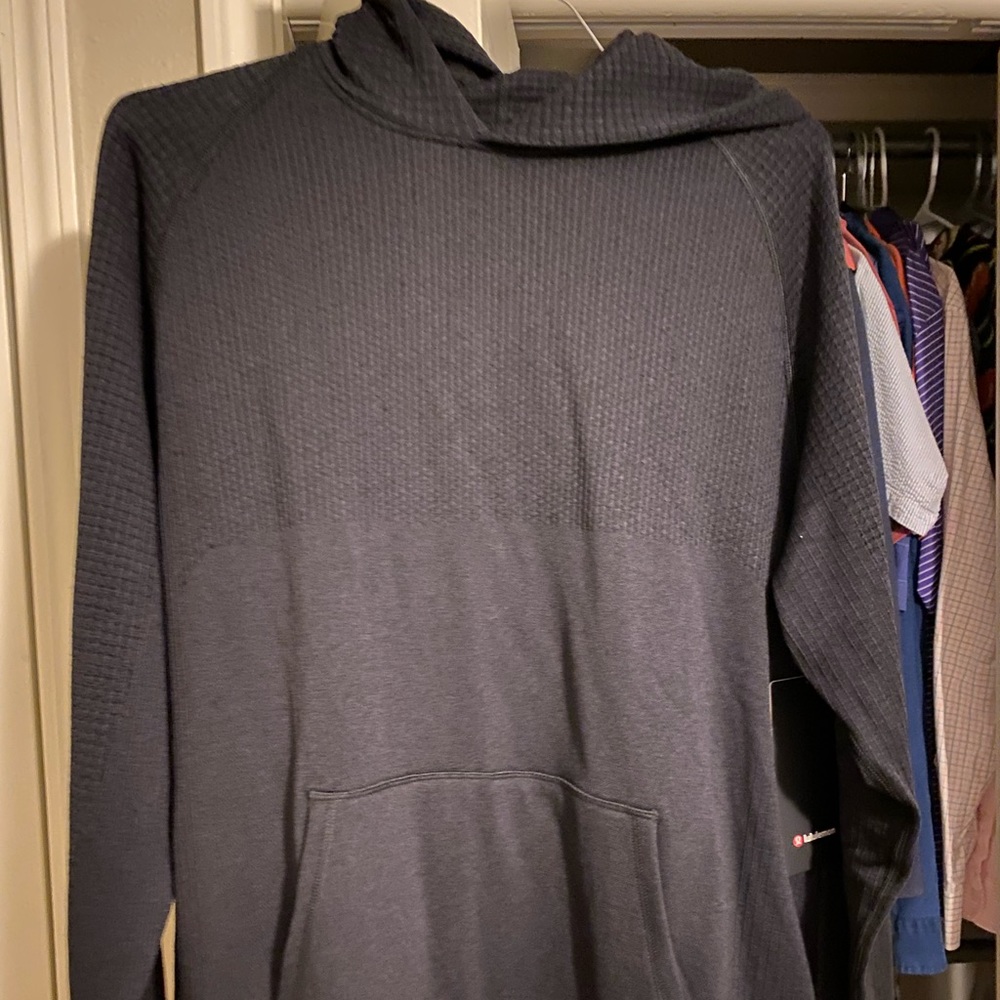 Lululemon Men’s Black Hoodie